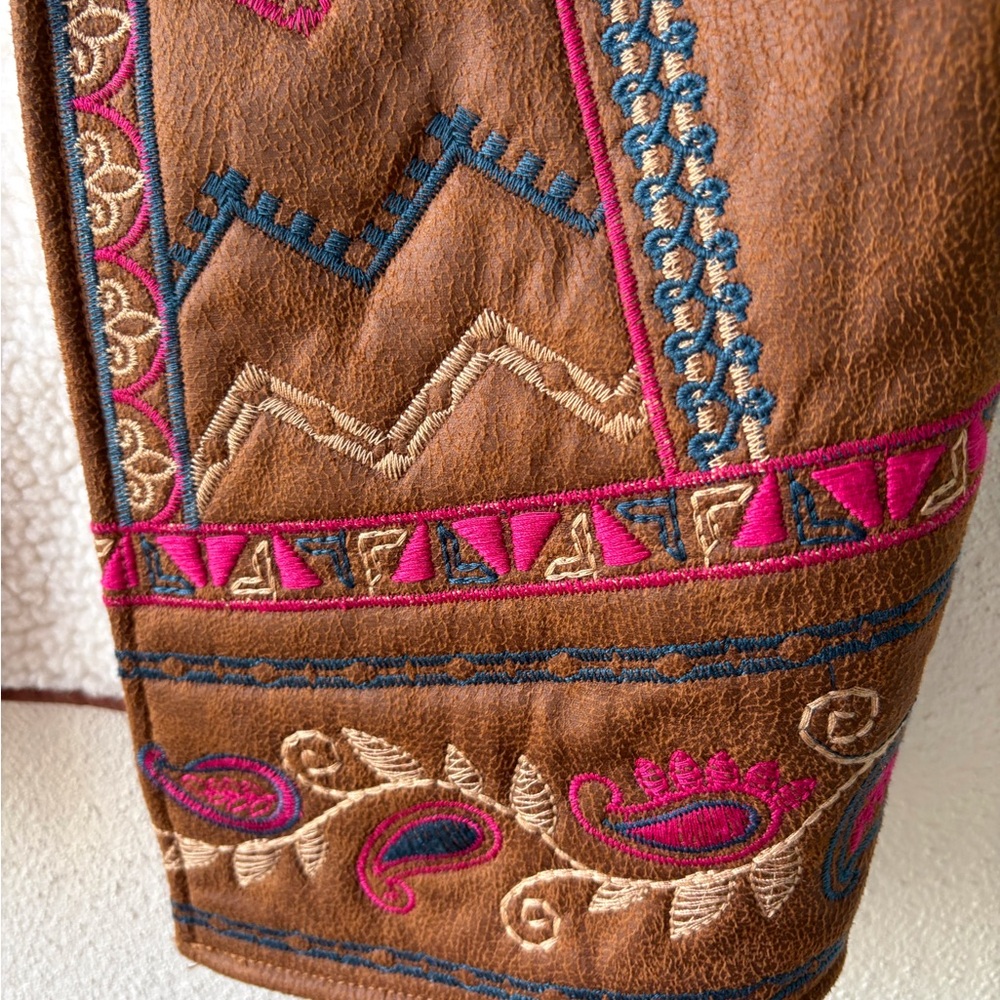 Flying‎ Tomato Embroidered Vest Women Small Faux Leather Western Cabincore Boho - Picture 6 of 15
